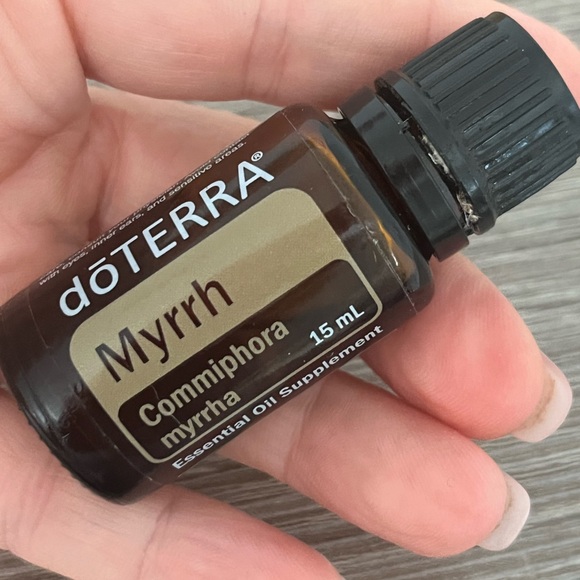 Bundle DOTERRA Essential Oils Hawaiian Sandalwood Myrrh Cardamom Aromatherapy - Picture 7 of 11